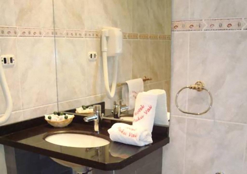 Hotel Puku Vai Hanga Roa Szoba fotó