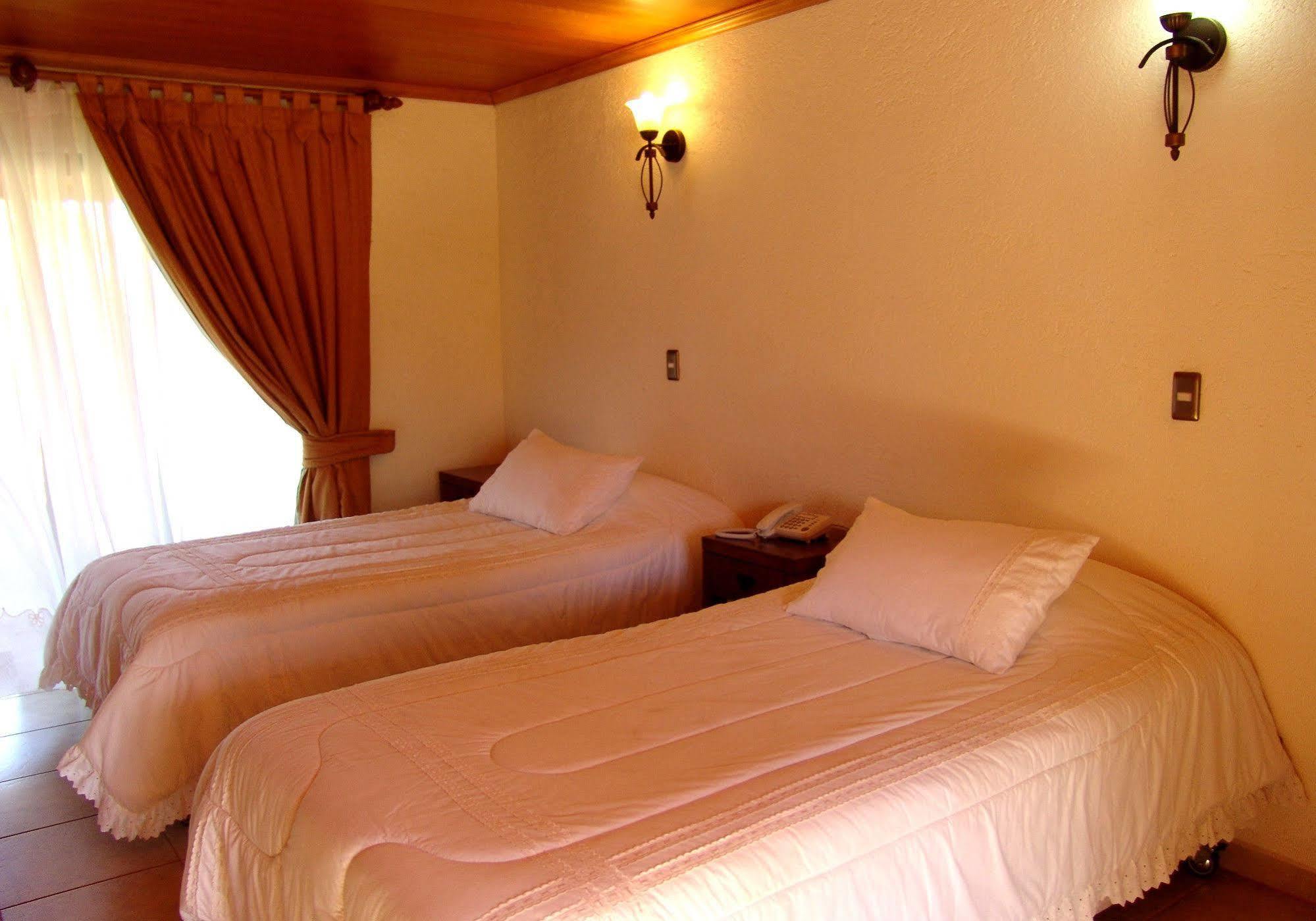 Hotel Puku Vai Hanga Roa Kültér fotó